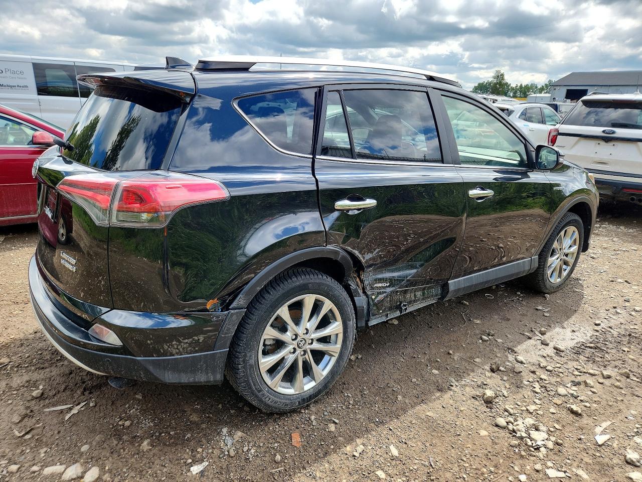JTMDJREV9GD031418 · 2016 TOYOTA RAV4 HV · 3/14