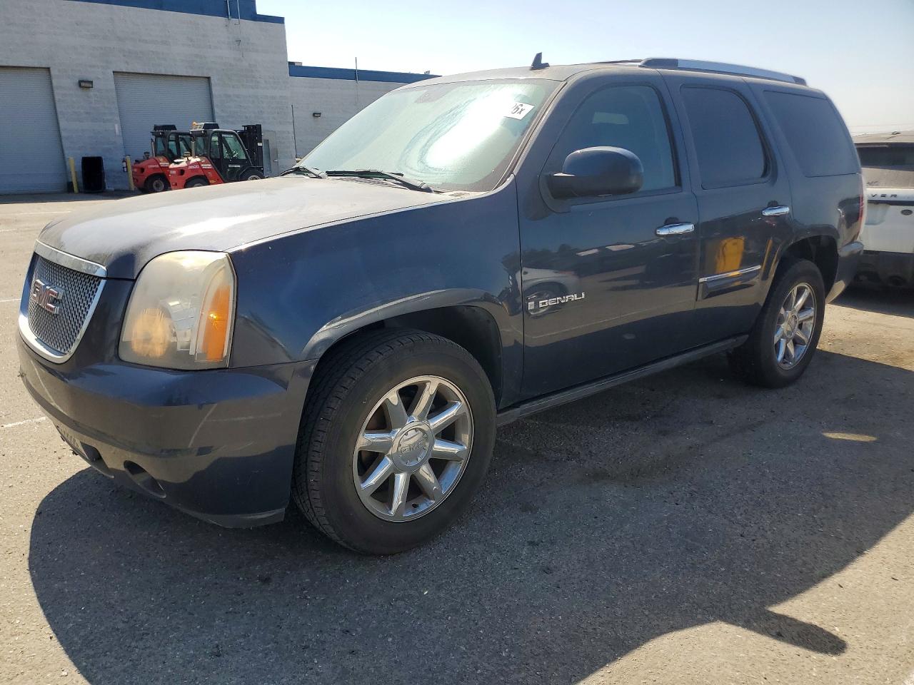 1GKEC63848J173581 · 2008 GMC YUKON