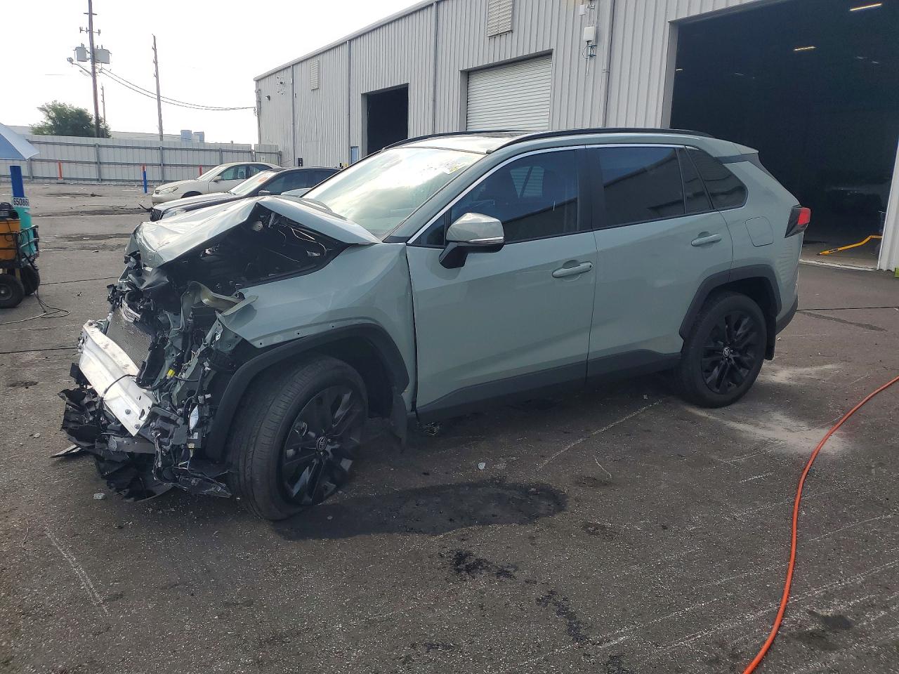 2T3A1RFV1PW388211 · 2023 TOYOTA RAV4