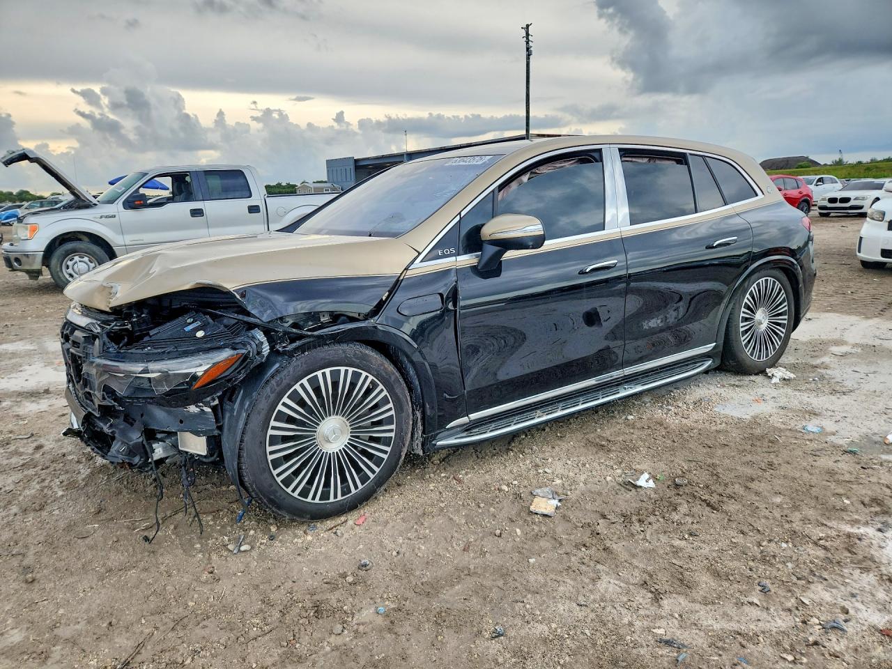 4JGDX5FB3RA029319 · 2024 MERCEDES-BENZ EQS SUV