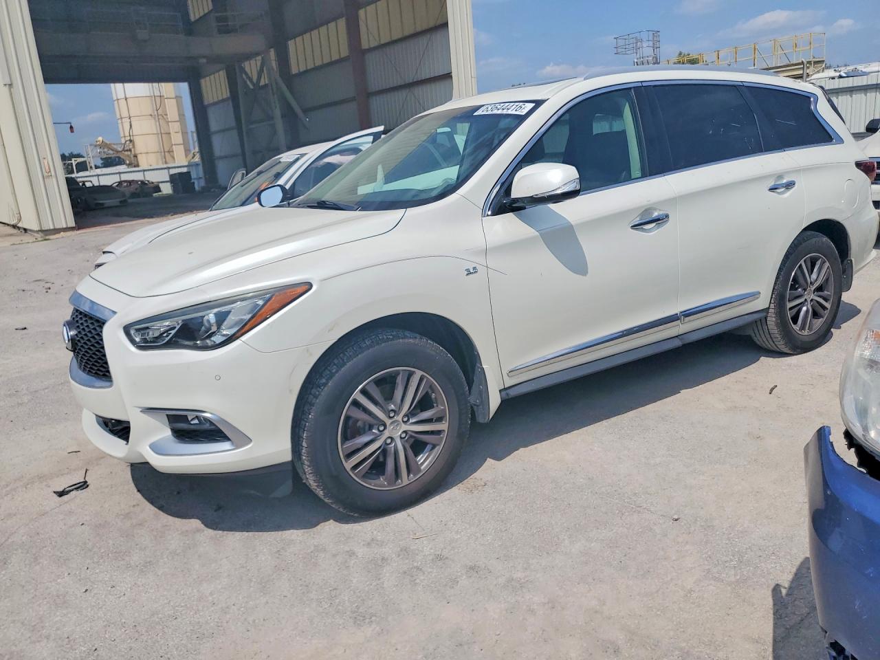 5N1AL0MM1GC515814 · 2016 INFINITI QX60