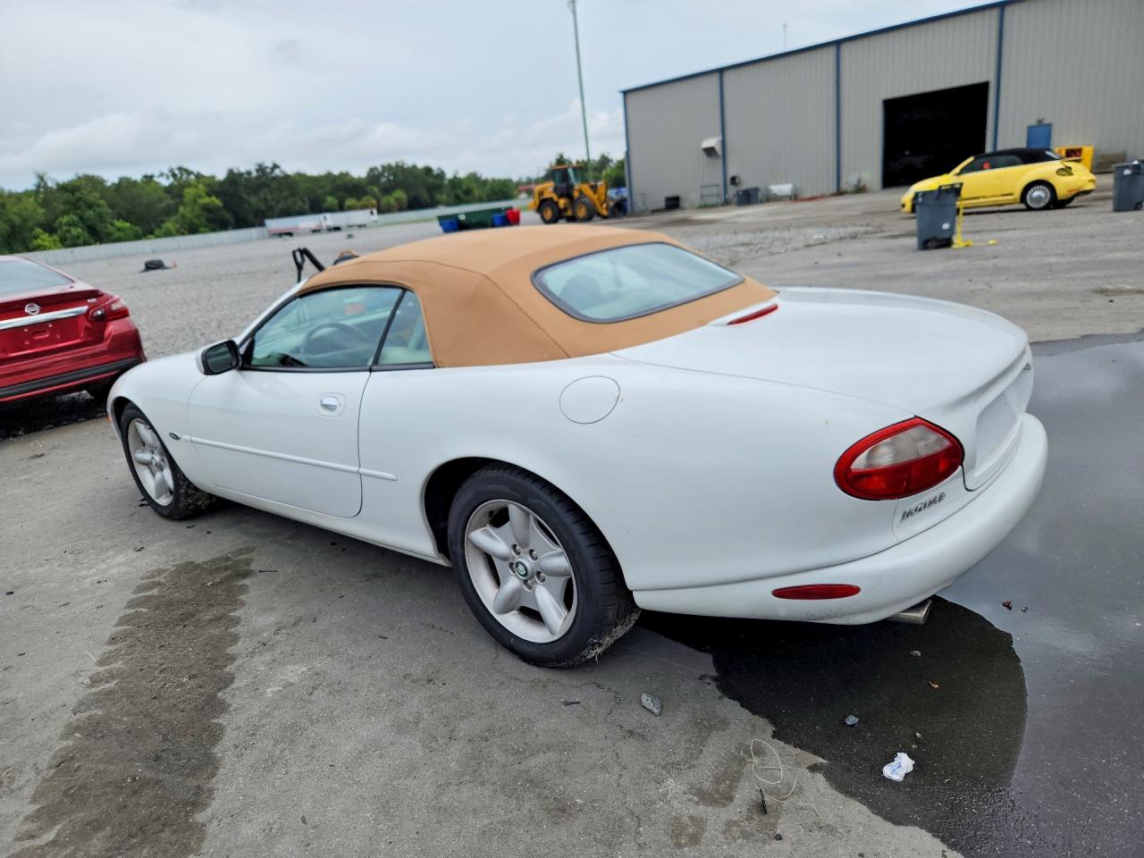 SAJGX2042XC042723 · 1999 JAGUAR XK8 · 2/12