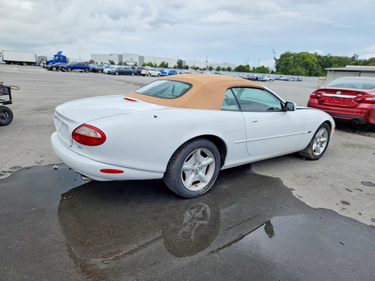 SAJGX2042XC042723 · 1999 JAGUAR XK8 · 3/12