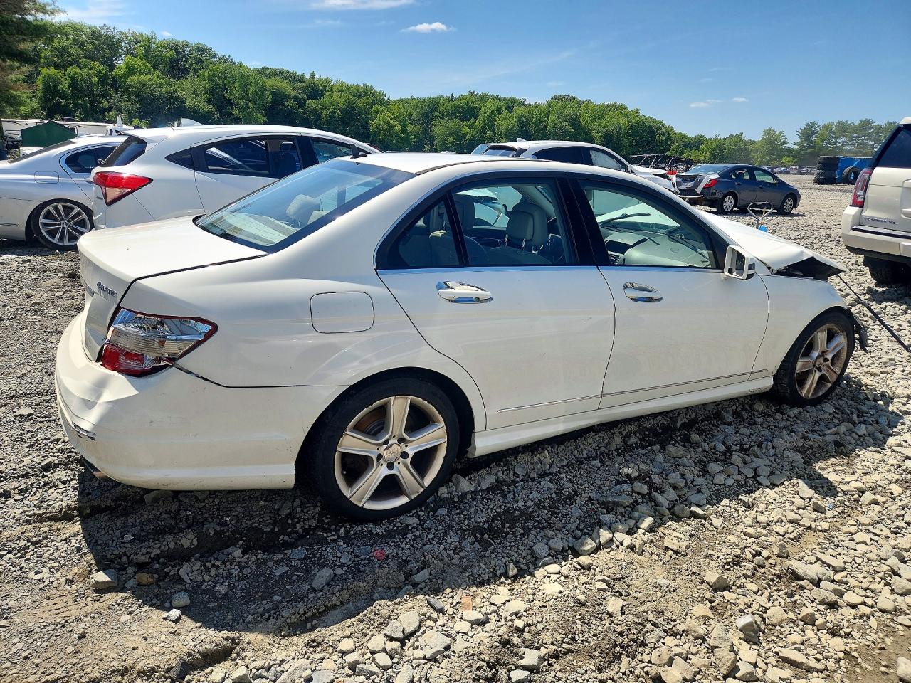 WDDGF8BB1BR155476 · 2011 MERCEDES-BENZ C · 3/12