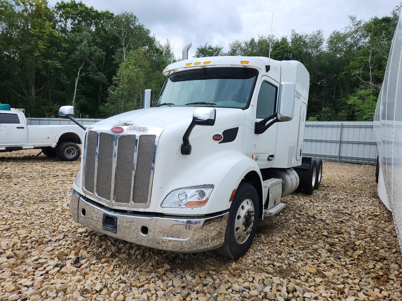 1XPBDP9X2HD359729 · 2017 PETERBILT 579