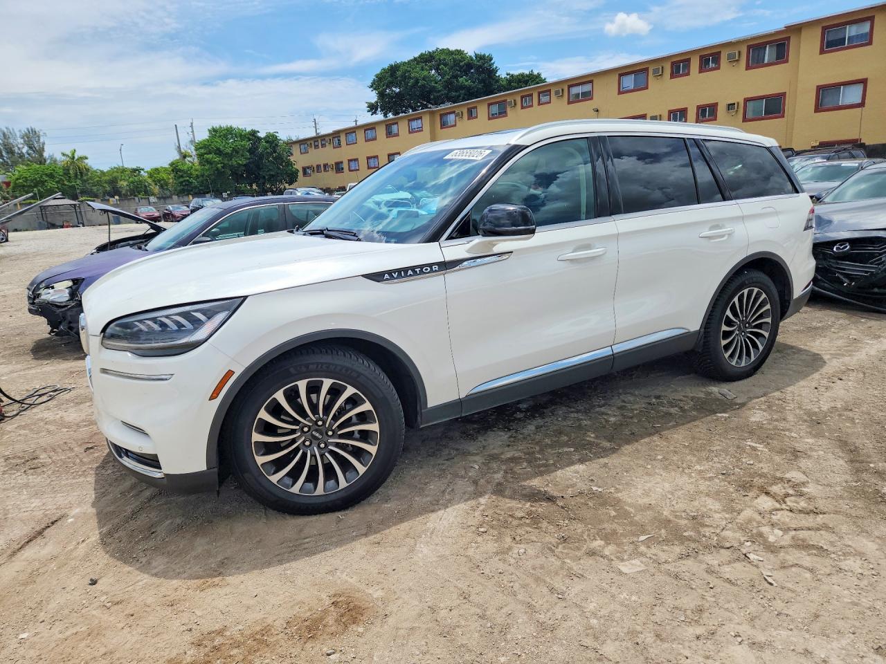 5LM5J6WC0PGL09291 · 2023 LINCOLN AVIATOR