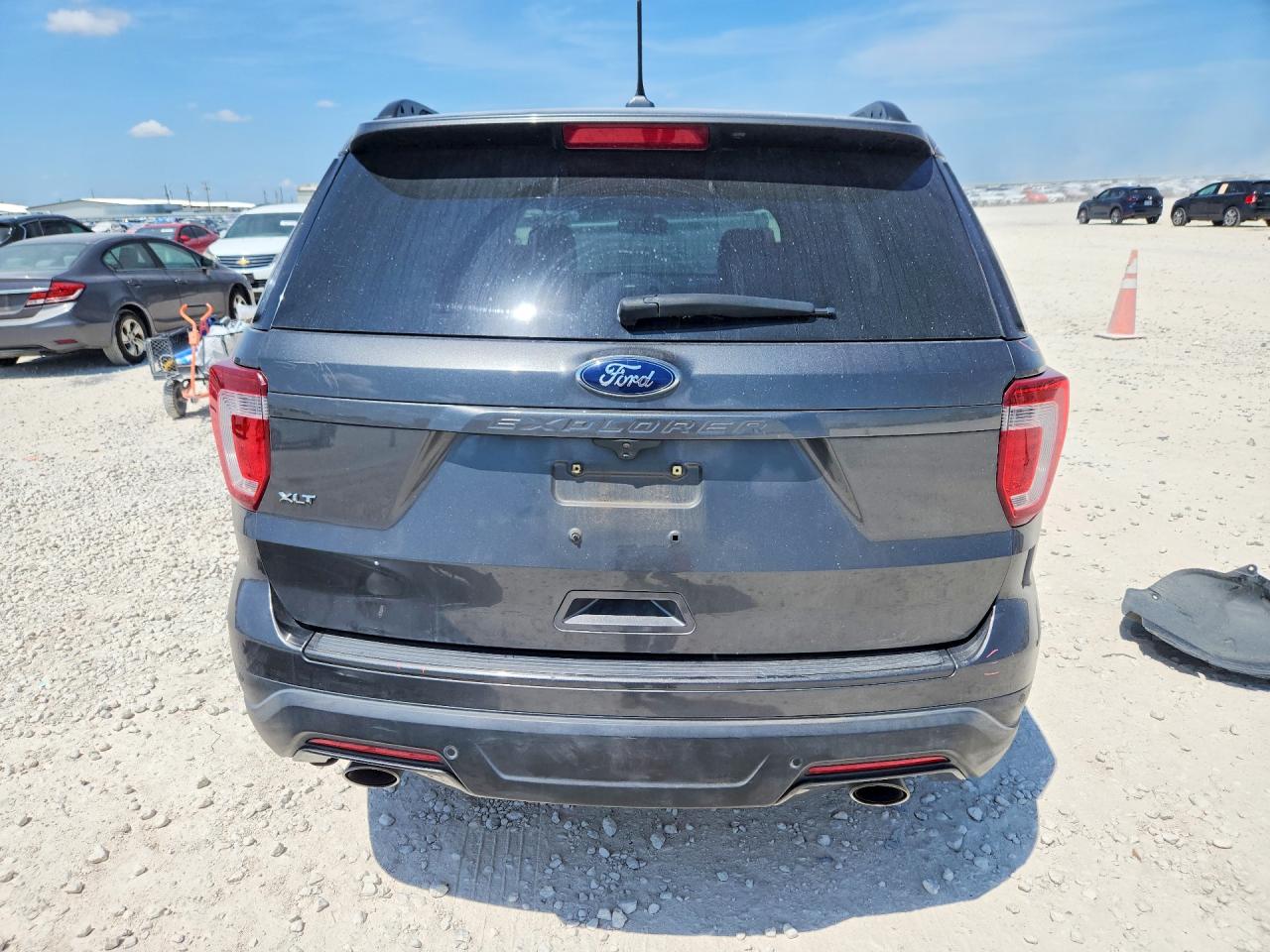1FM5K7D86JGB89928 · 2018 FORD EXPLORER · 6/13