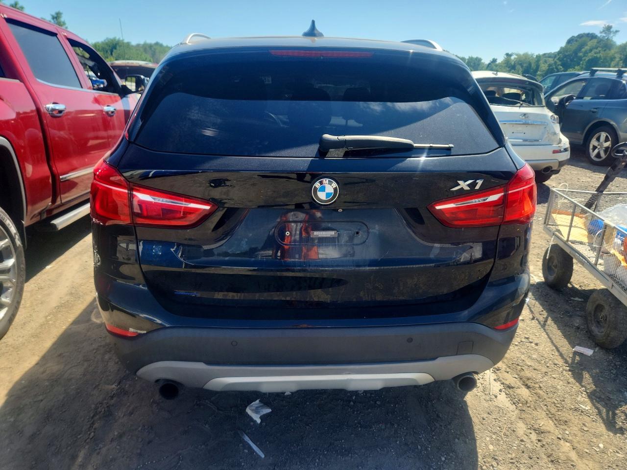 WBXHT3Z39G4A48839 · 2016 BMW X1 · 6/13