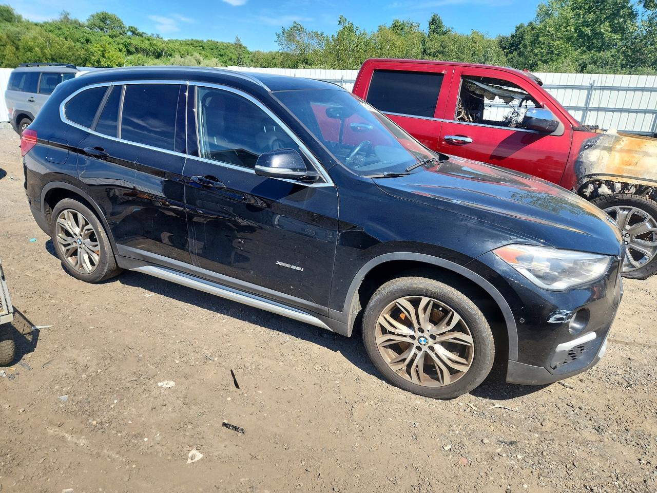 WBXHT3Z39G4A48839 · 2016 BMW X1 · 4/13