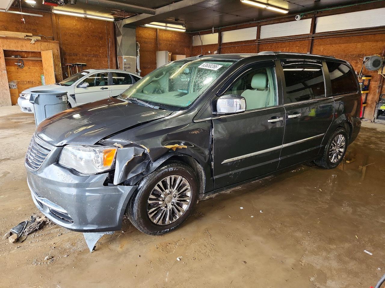 2A4RR6DG0BR783637 · 2011 CHRYSLER TOWN & COUNTRY