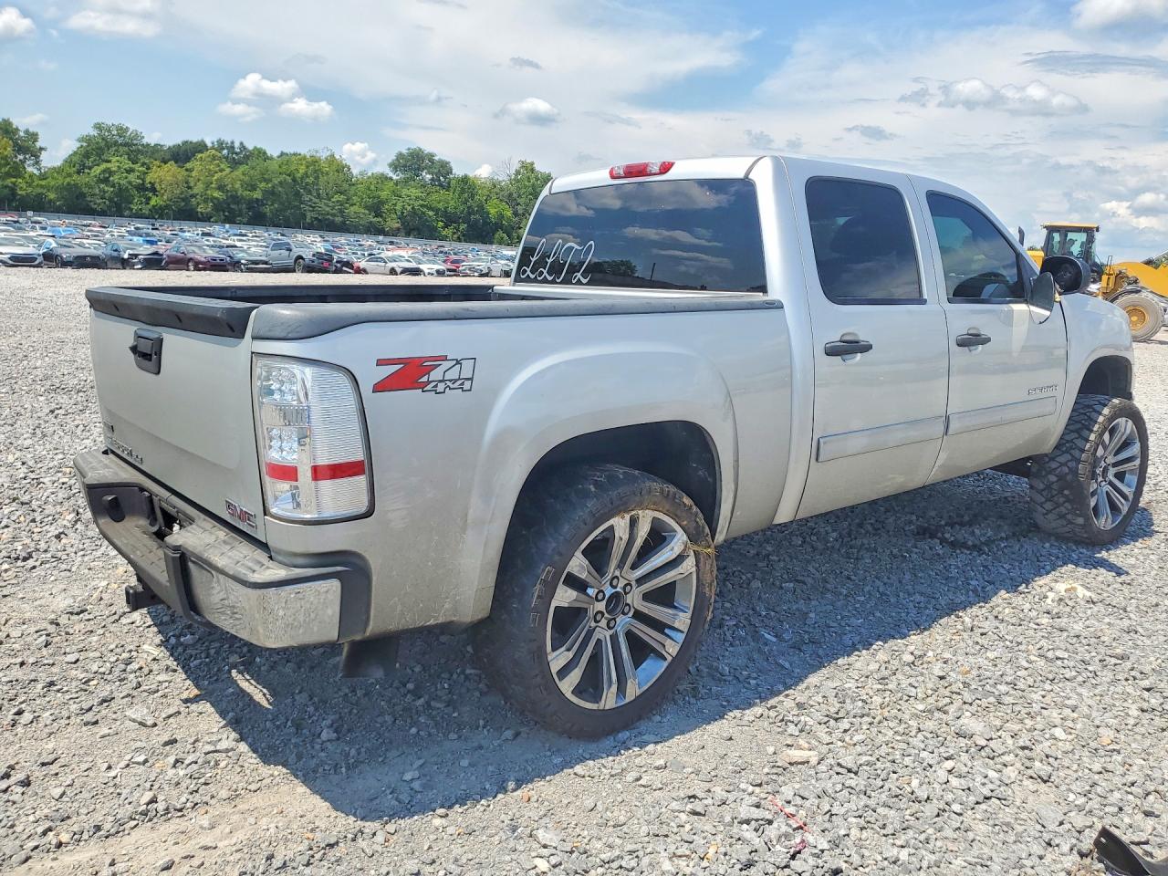 3GTP2VE33BG264580 · 2011 GMC SIERRA · 3/12