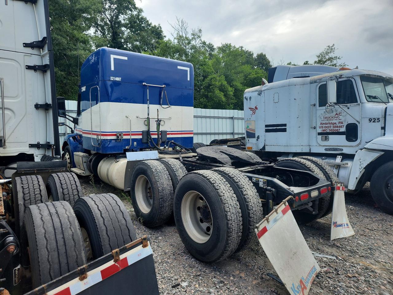 1XPBDP9XXJD474083 · 2018 PETERBILT 579 · 2/13