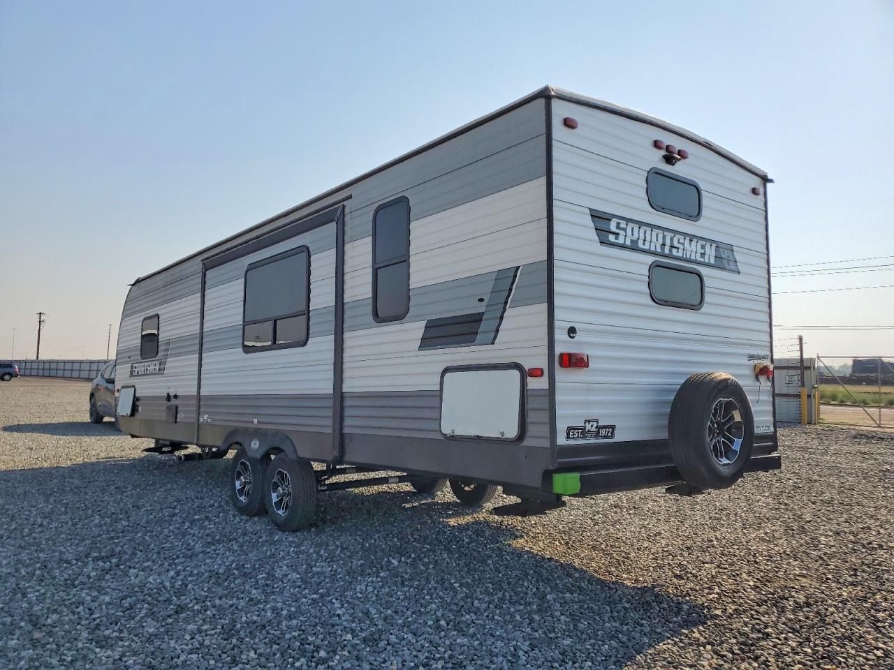 4EZTU2922N5070724 · 2022 KZ-RV SPORTSMEN · 3/10