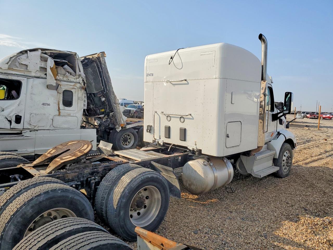 1XPBDP9X8JD473711 · 2018 PETERBILT 579 · 3/14