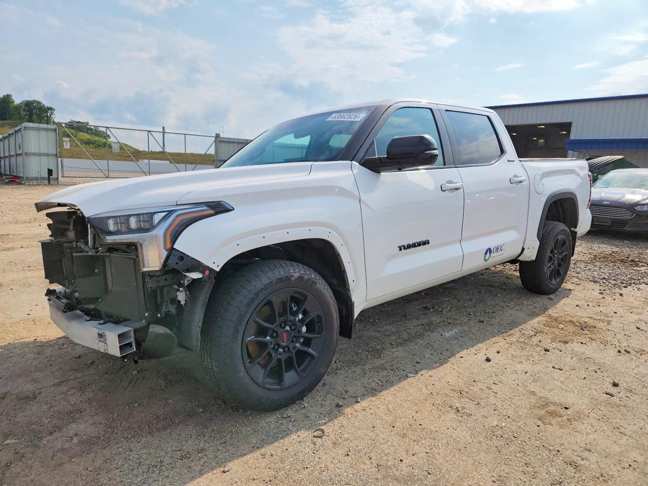 5TFWA5DB2SX282233 · 2025 TOYOTA TUNDRA