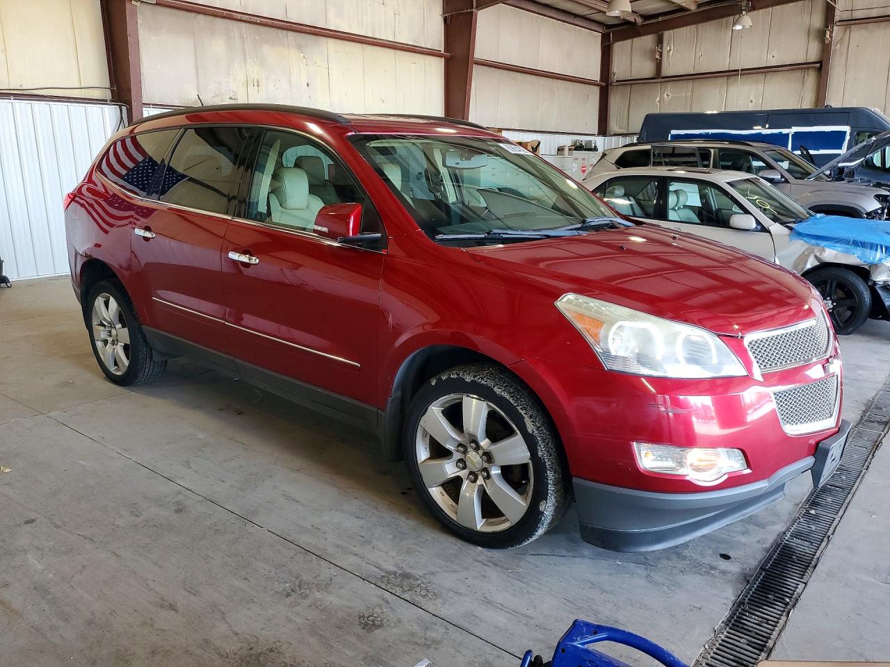 1GNKVLED7CJ277922 · 2012 CHEVROLET TRAVERSE · 4/13
