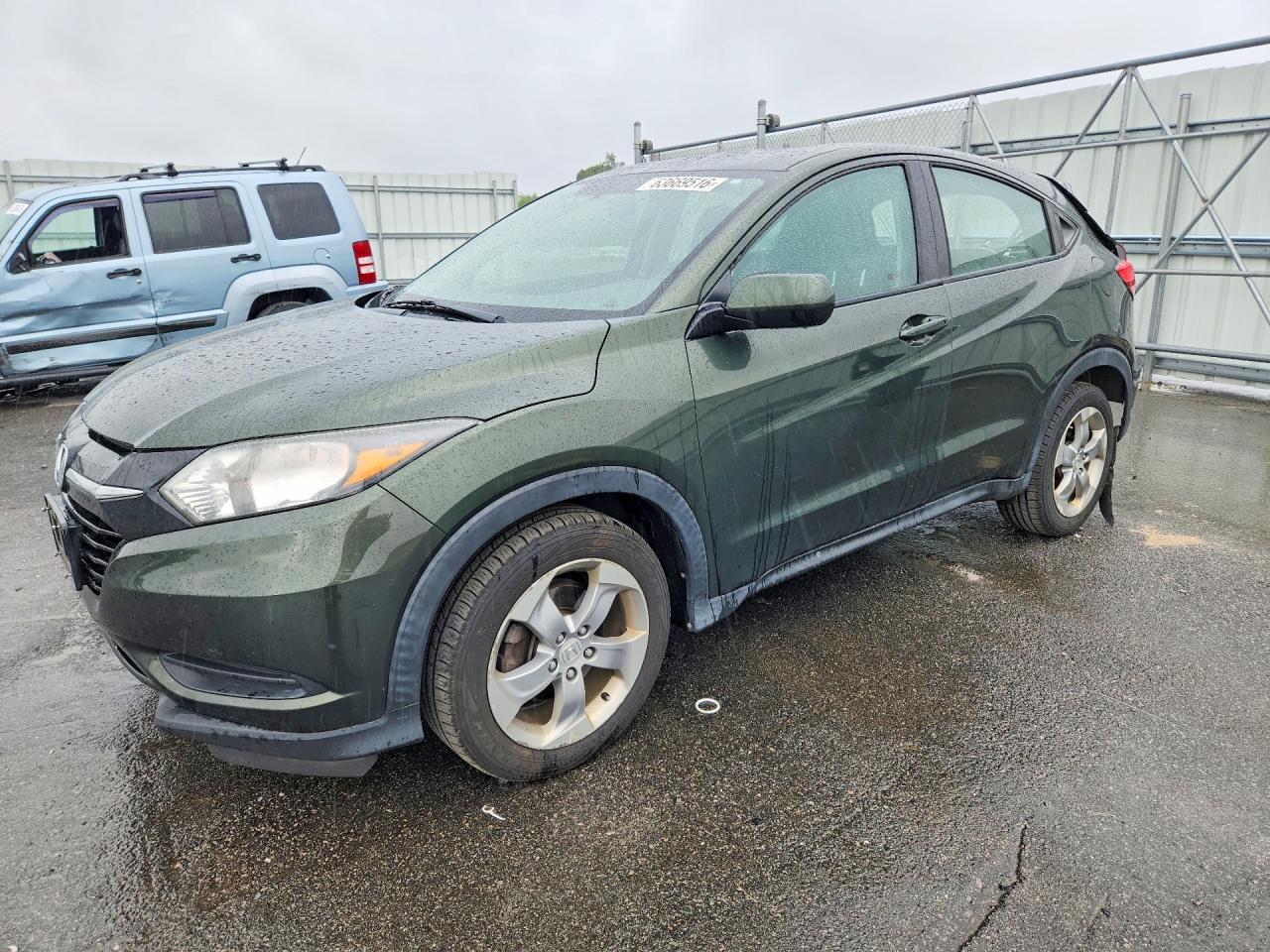 3CZRU6H38JG701535 · 2018 HONDA HR-V