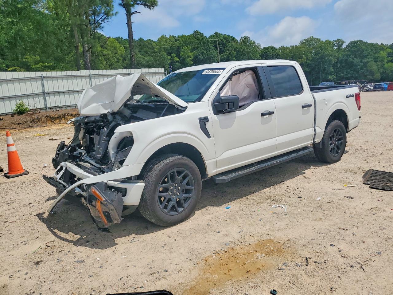 2025 FORD F150