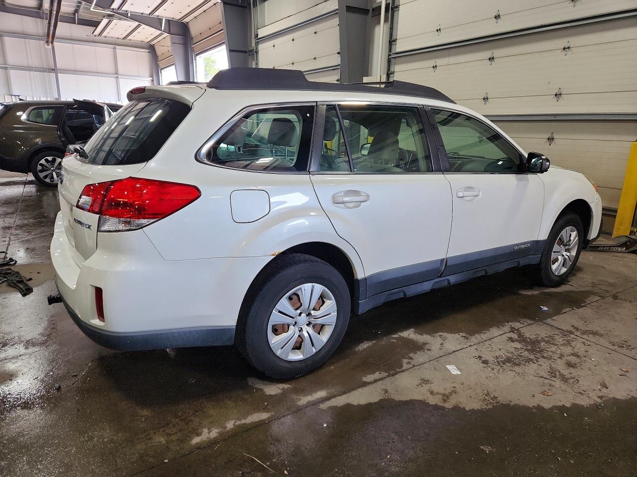 4S4BRCAC0E3226422 · 2014 SUBARU OUTBACK · 3/12