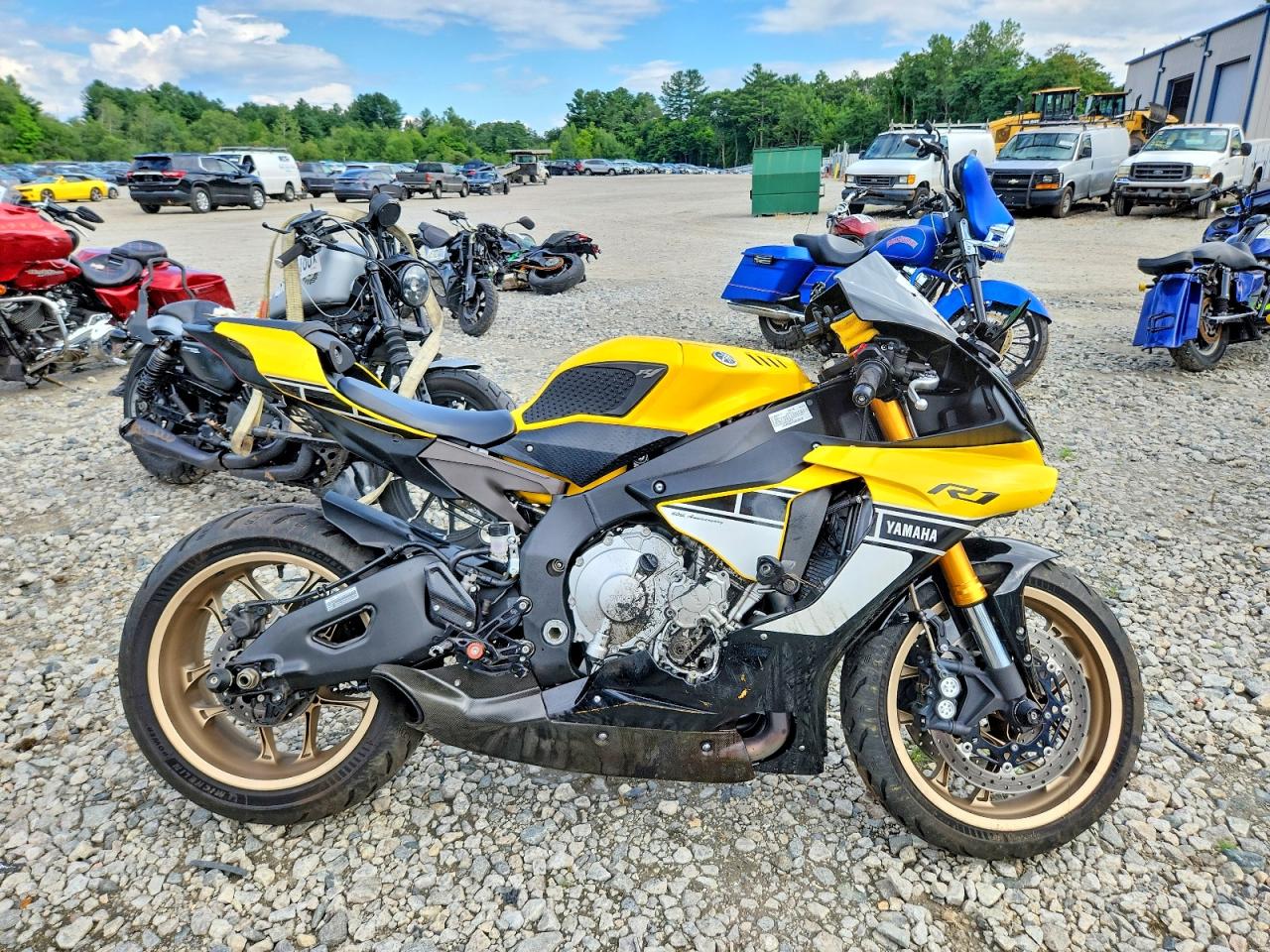 JYARN39E9GA002600 · 2016 YAMAHA YZFR1