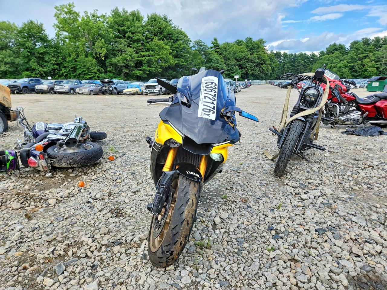 JYARN39E9GA002600 · 2016 YAMAHA YZFR1 · 2/9