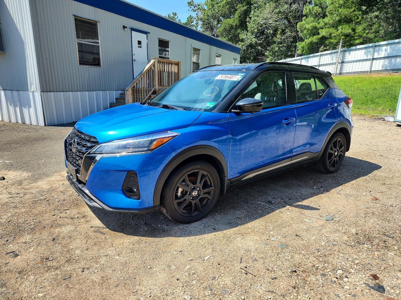 3N1CP5DV1ML563517 · 2021 NISSAN KICKS