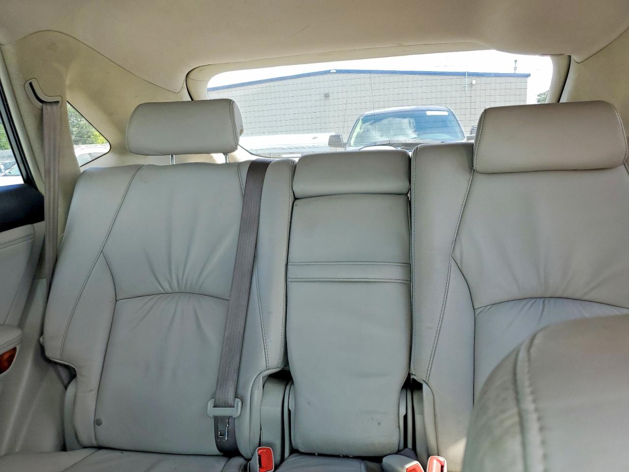 2T2GK31U17C016943 · 2007 LEXUS RX · 10/13