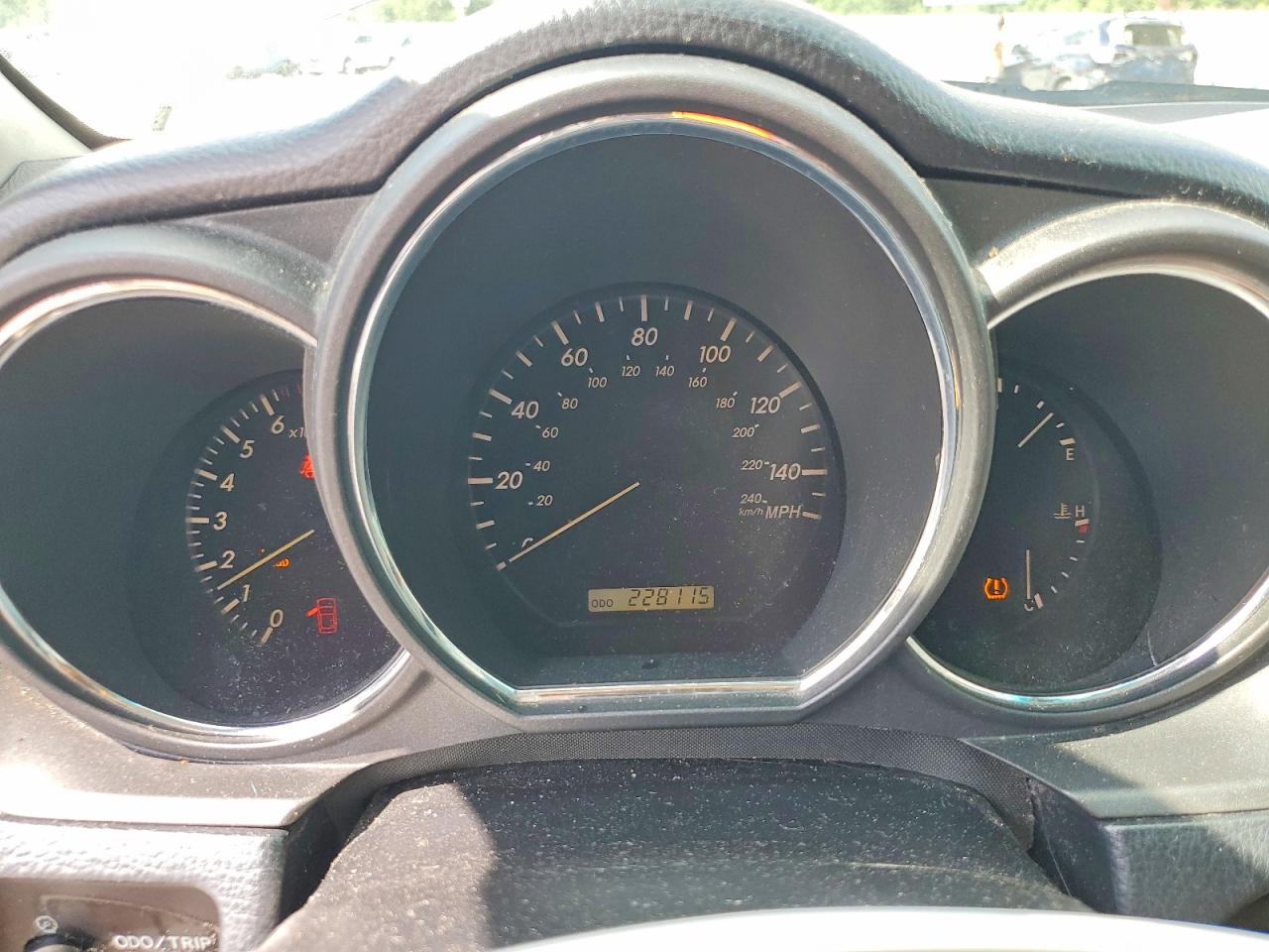 2T2GK31U17C016943 · 2007 LEXUS RX · 9/13