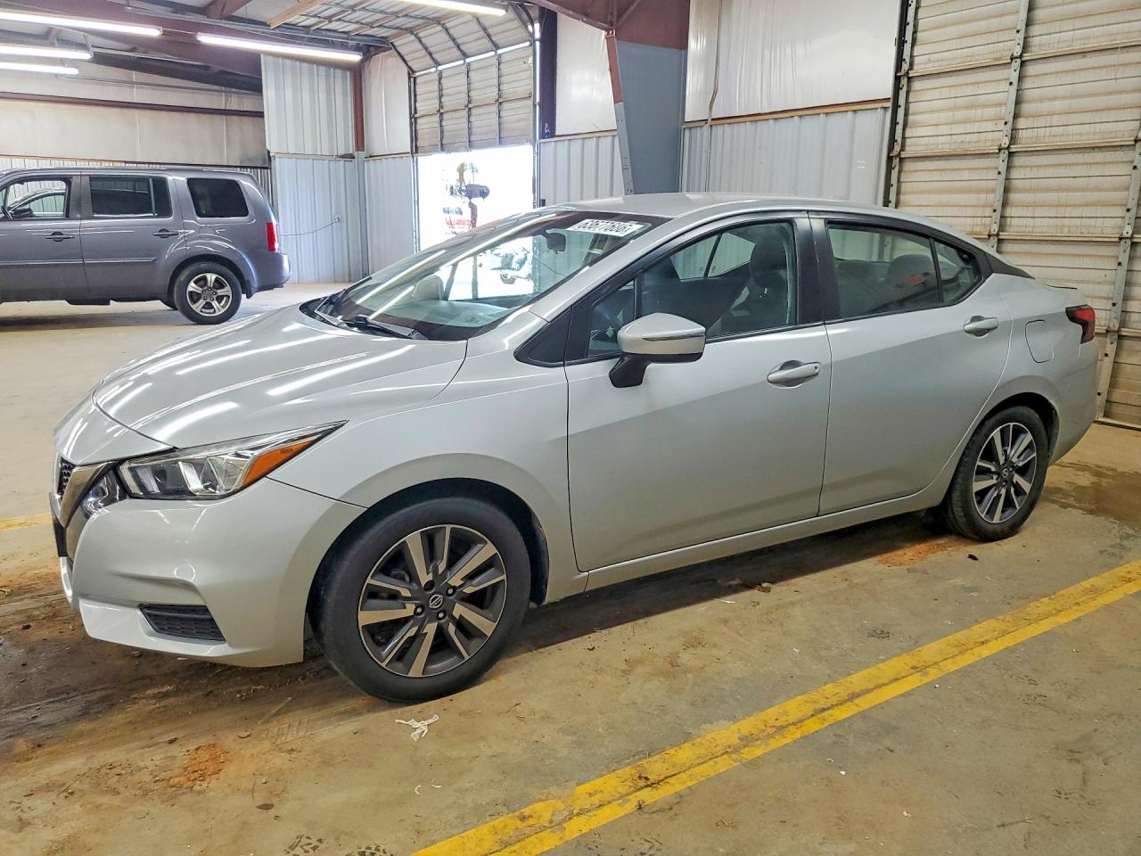 3N1CN8EV7ML884015 · 2021 NISSAN VERSA