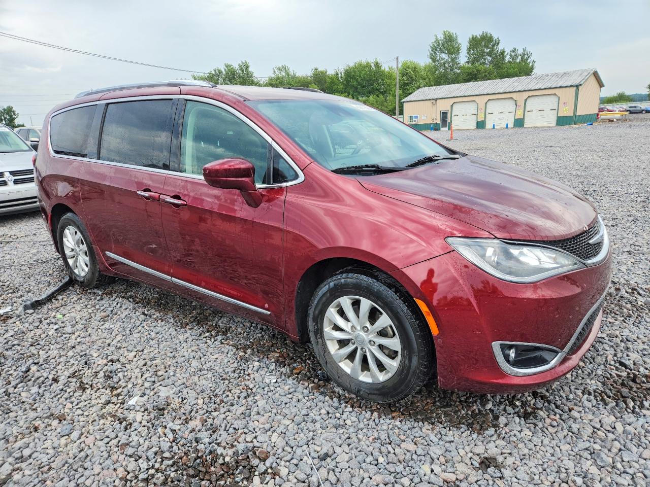 2C4RC1BG5JR233295 · 2018 CHRYSLER PACIFICA · 4/13