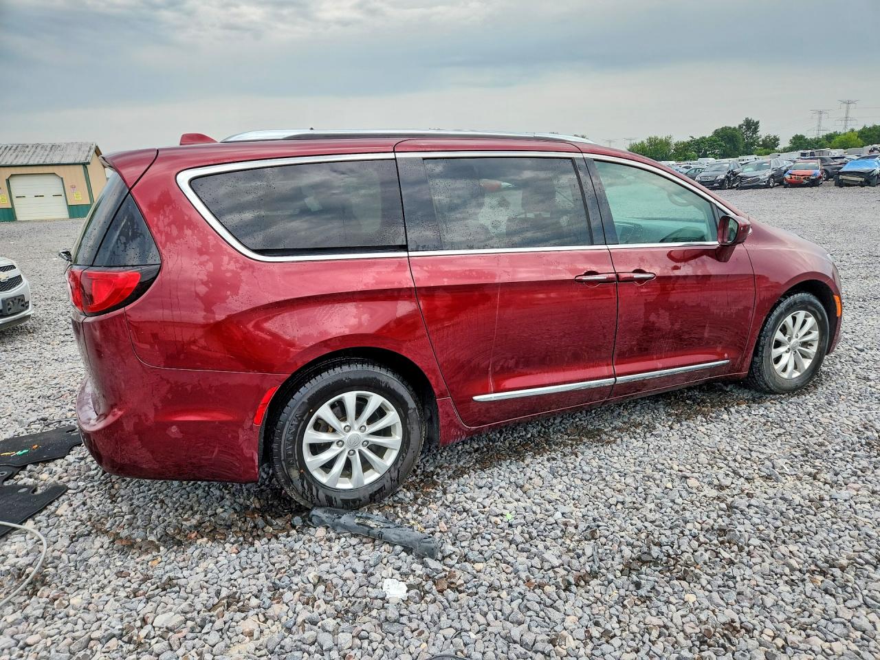 2C4RC1BG5JR233295 · 2018 CHRYSLER PACIFICA · 3/13