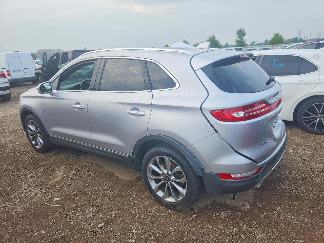 5LMCJ2D95KUL22281 · 2019 LINCOLN MKC · 2/13