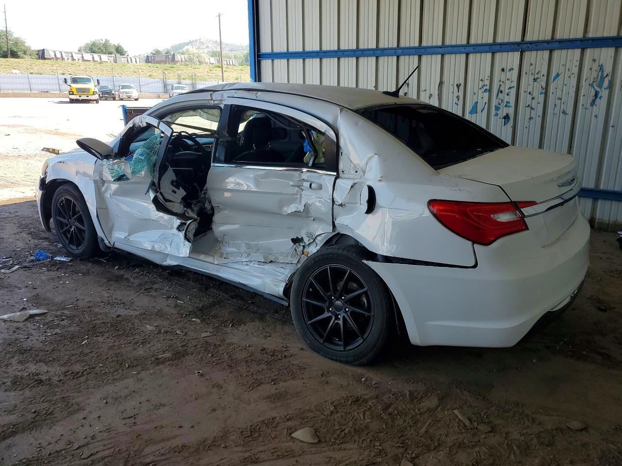 1C3CCBAB2CN291810 · 2012 CHRYSLER 200 S · 2/12