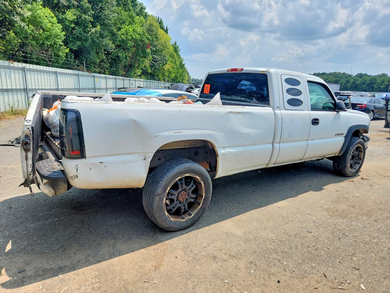 1GCHC29U53E148633 · 2003 CHEVROLET SILVERADO · 3/12