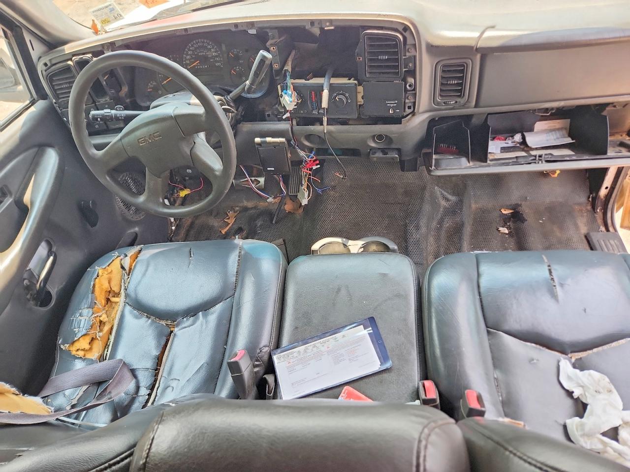 1GCHC29U53E148633 · 2003 CHEVROLET SILVERADO · 8/12