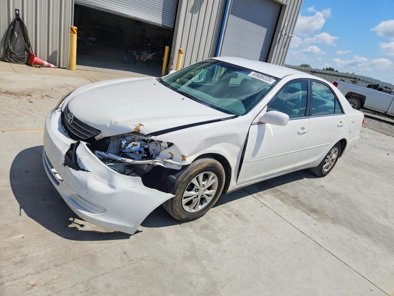 4T1BF32K94U075698 · 2004 TOYOTA CAMRY
