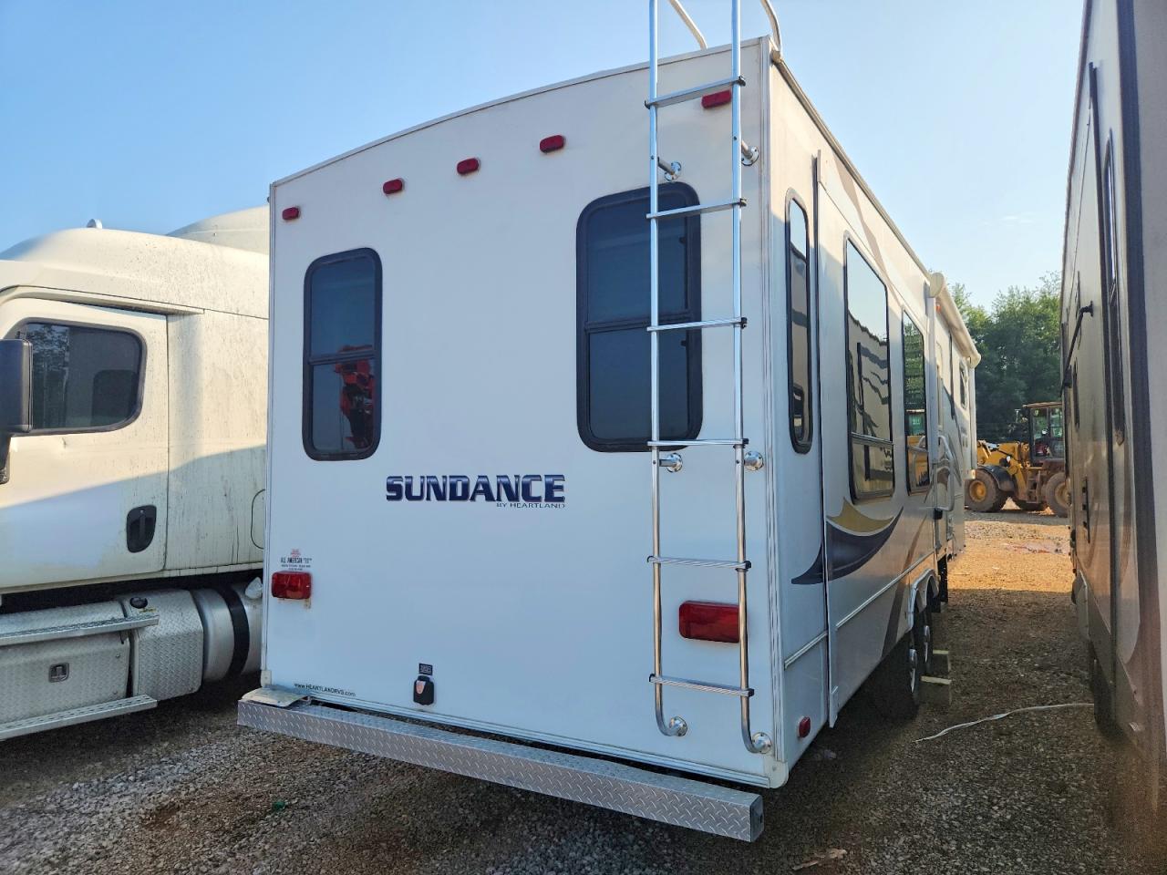 5SFSG3423AE210207 · 2010 HEARTLAND SUNDANCE · 4/10