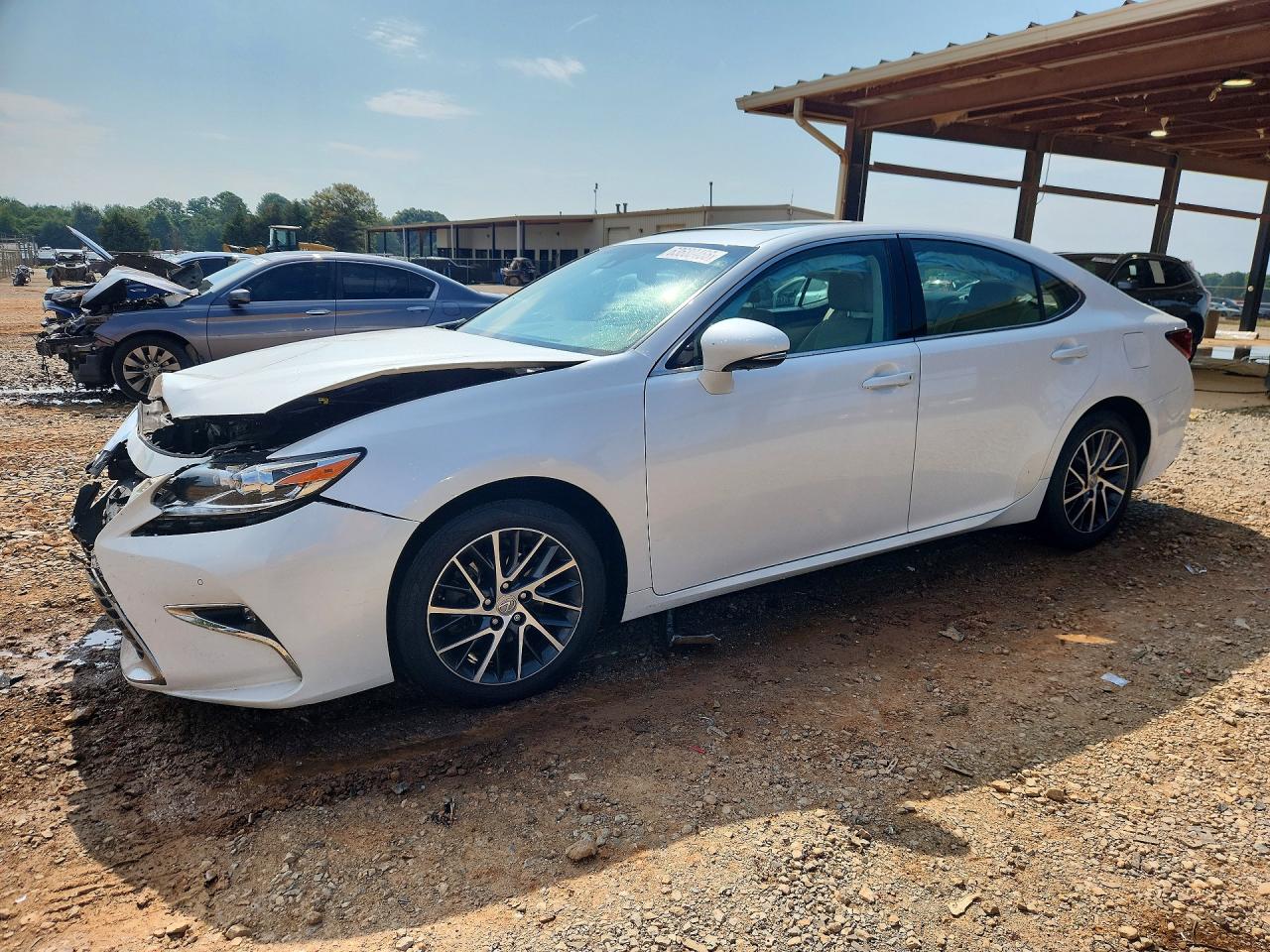 2018 LEXUS ES