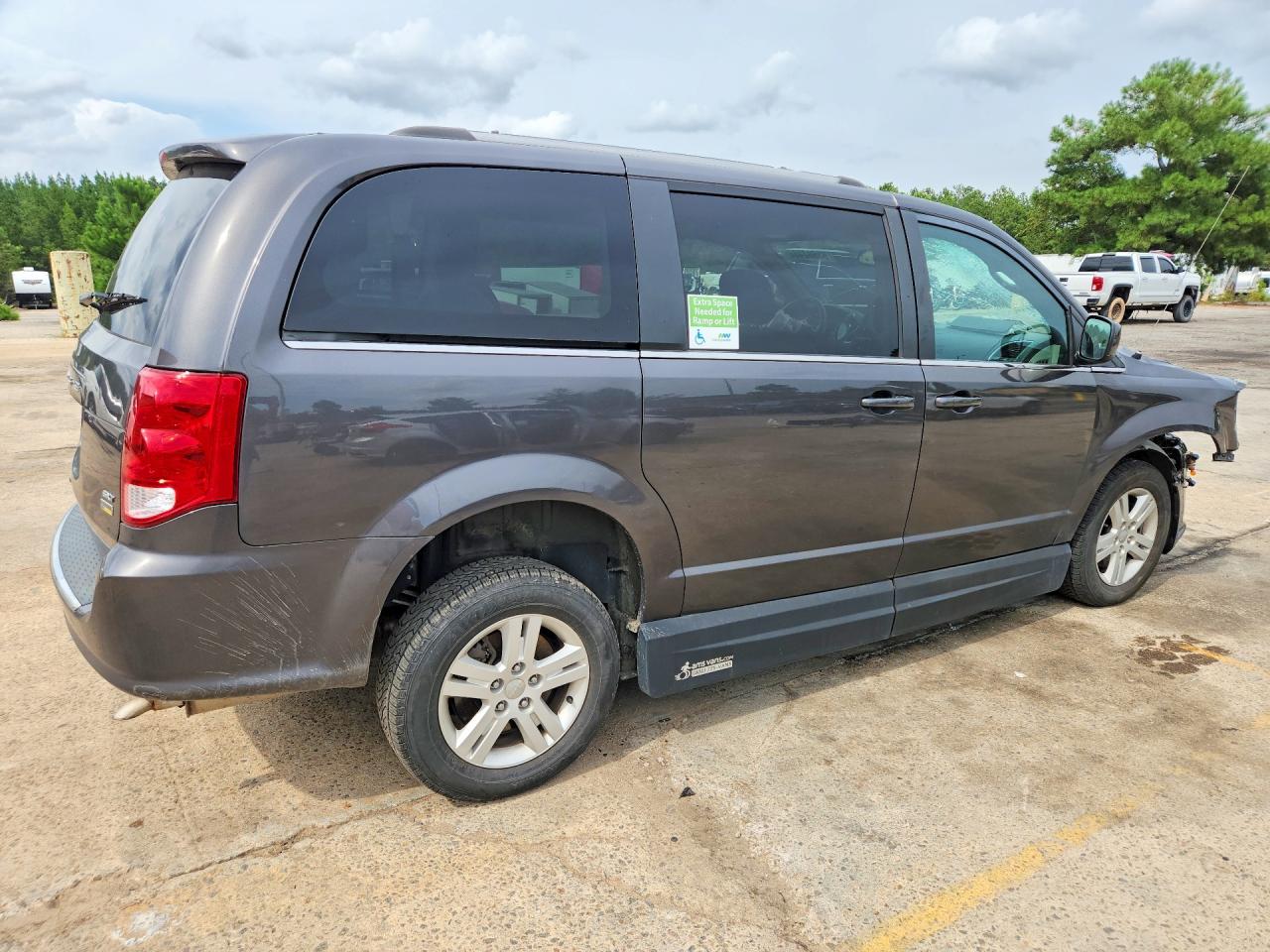 2C4RDGCG8KR772302 · 2019 DODGE GRAND CARAVAN · 3/13