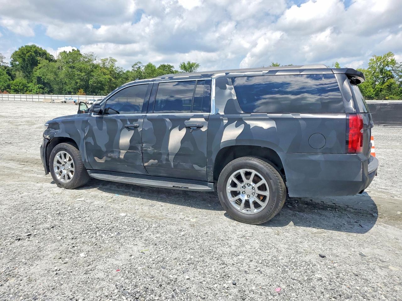 1GNSKHKC6LR307320 · 2020 CHEVROLET SUBURBAN · 2/14