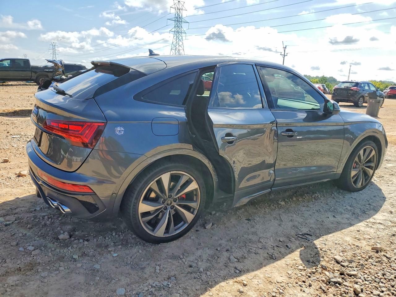 WA134BFY7M2070710 · 2021 AUDI SQ5 · 3/13