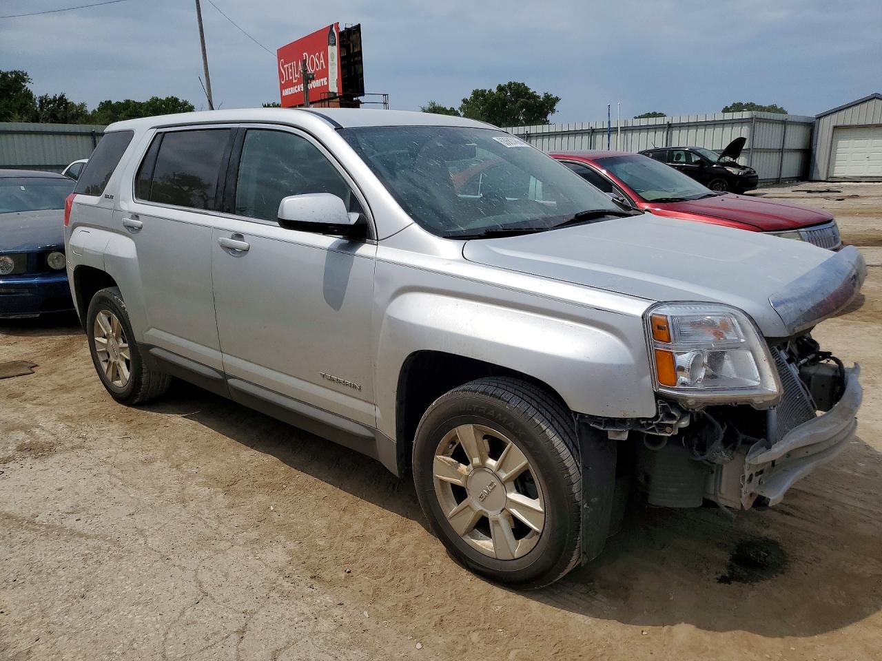 2CTALBEW6A6238470 · 2010 GMC TERRAIN · 4/13