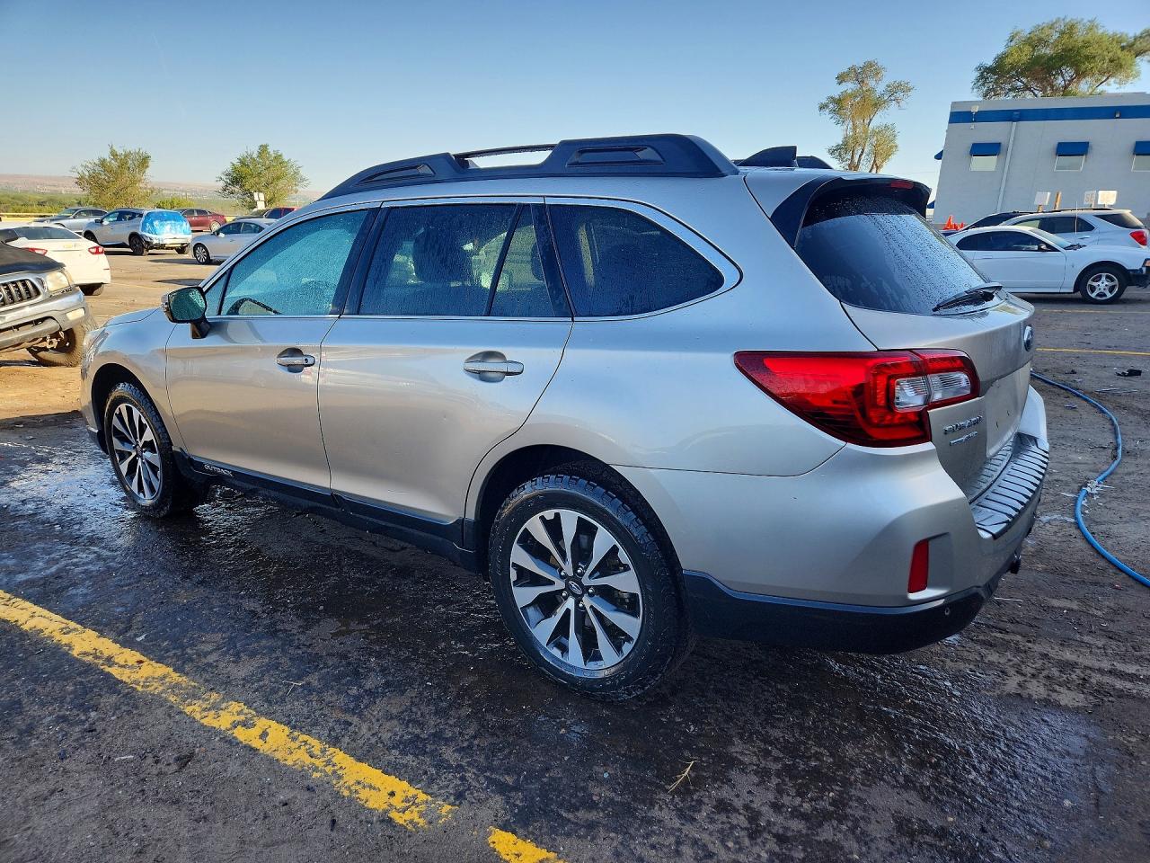 4S4BSANC6H3363100 · 2017 SUBARU OUTBACK · 2/13