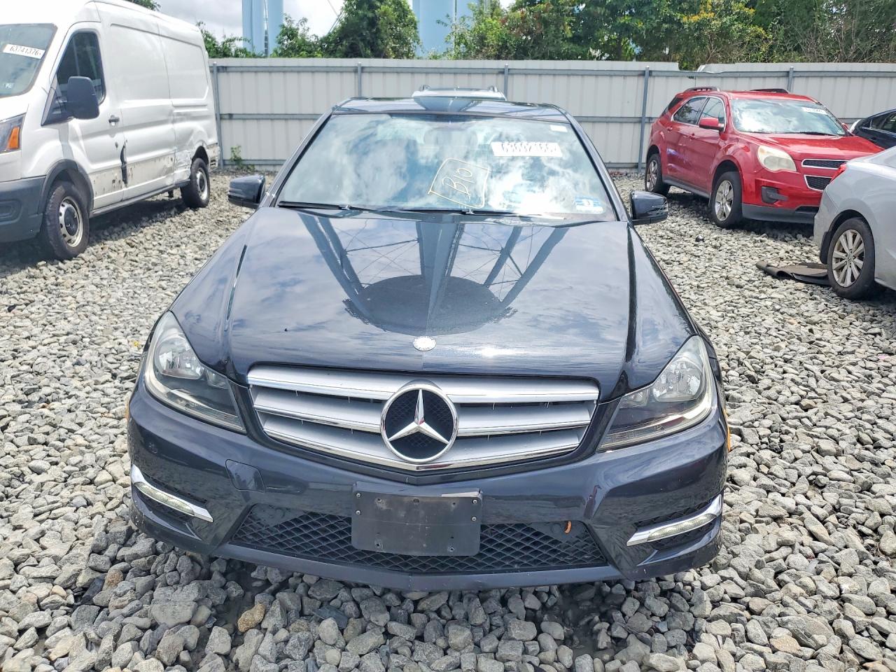 WDDGF8BB0CF857176 · 2012 MERCEDES-BENZ C · 5/12