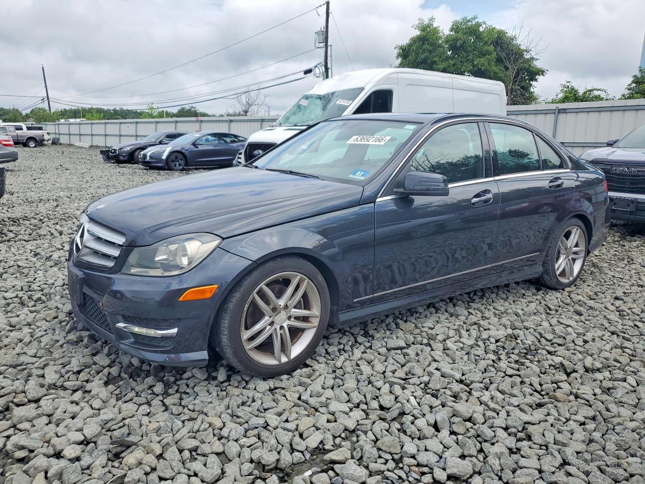 WDDGF8BB0CF857176 · 2012 MERCEDES-BENZ C
