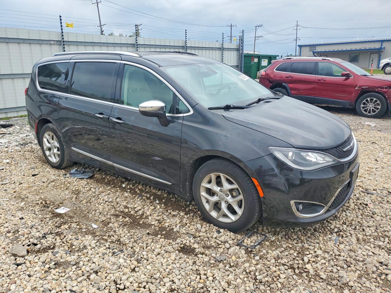 2C4RC1GG8LR283359 · 2020 CHRYSLER PACIFICA · 4/13