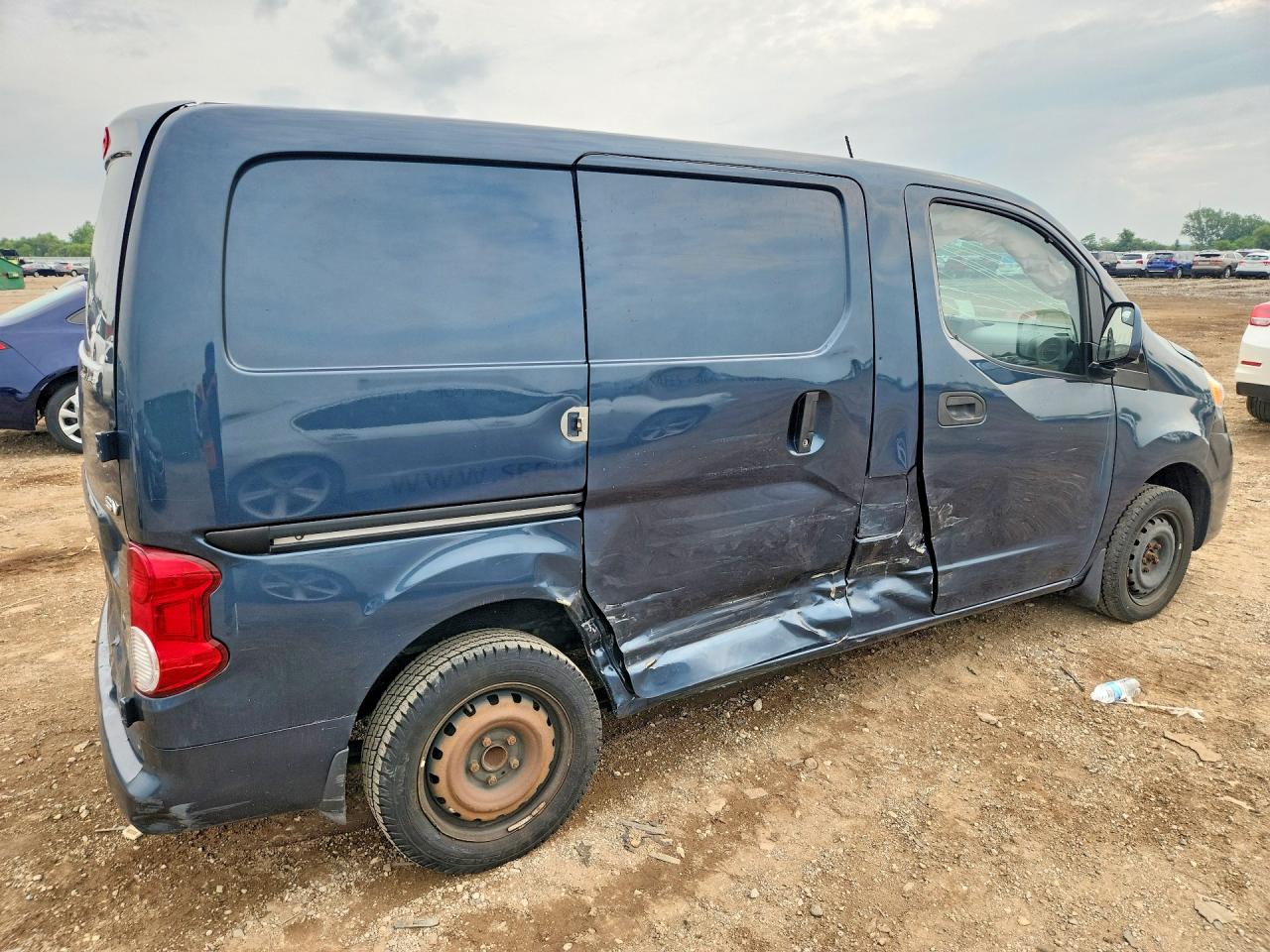 3N6CM0KN4JK690627 · 2018 NISSAN NV200 · 3/13