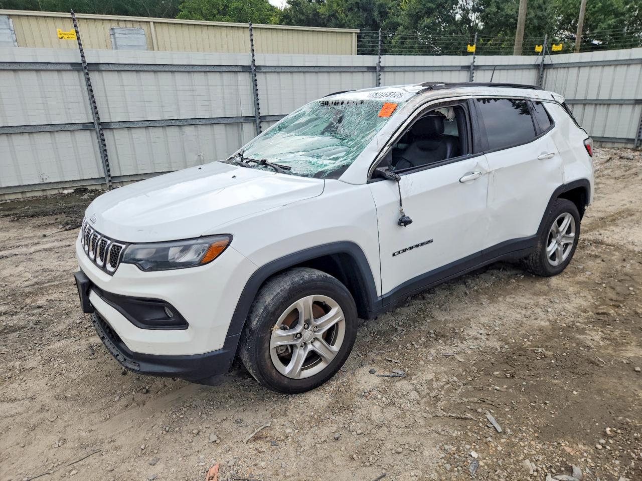 3C4NJDBN0PT562268 · 2023 JEEP COMPASS