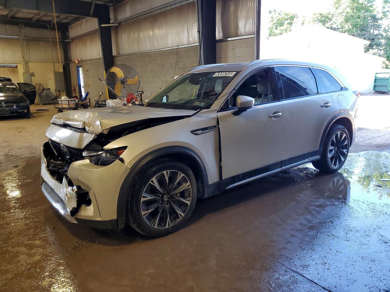 JM3KKDHA6R1178582 · 2024 MAZDA CX-90