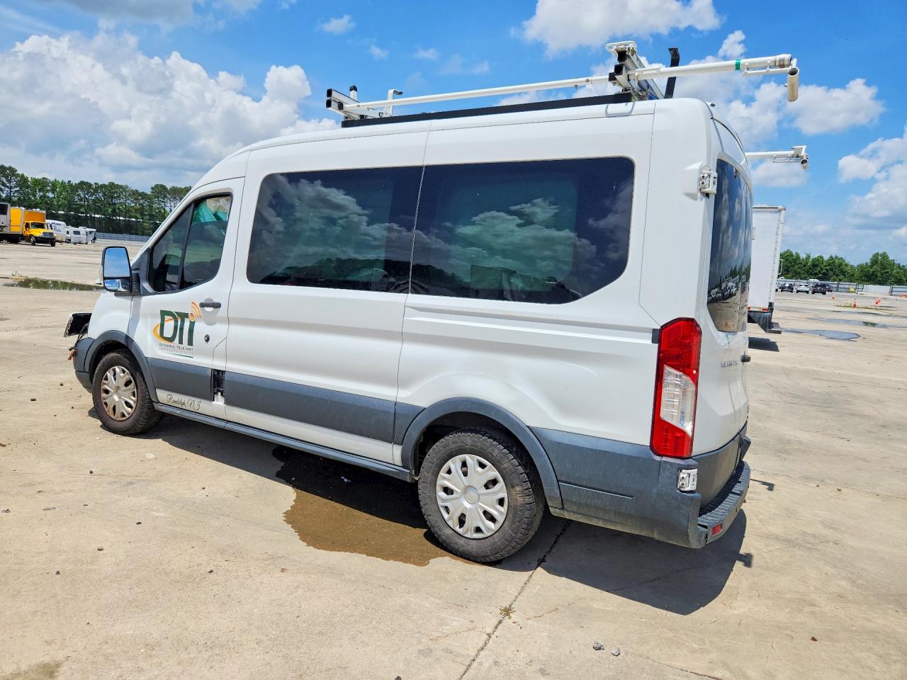 1FDZK1CM5FKB30449 · 2015 FORD TRANSIT · 2/13